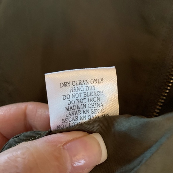 LAST ONE❣️🎉HPx2!🎉🎉Ruched Sleeve Bomber Jacket - Picture 6 of 6